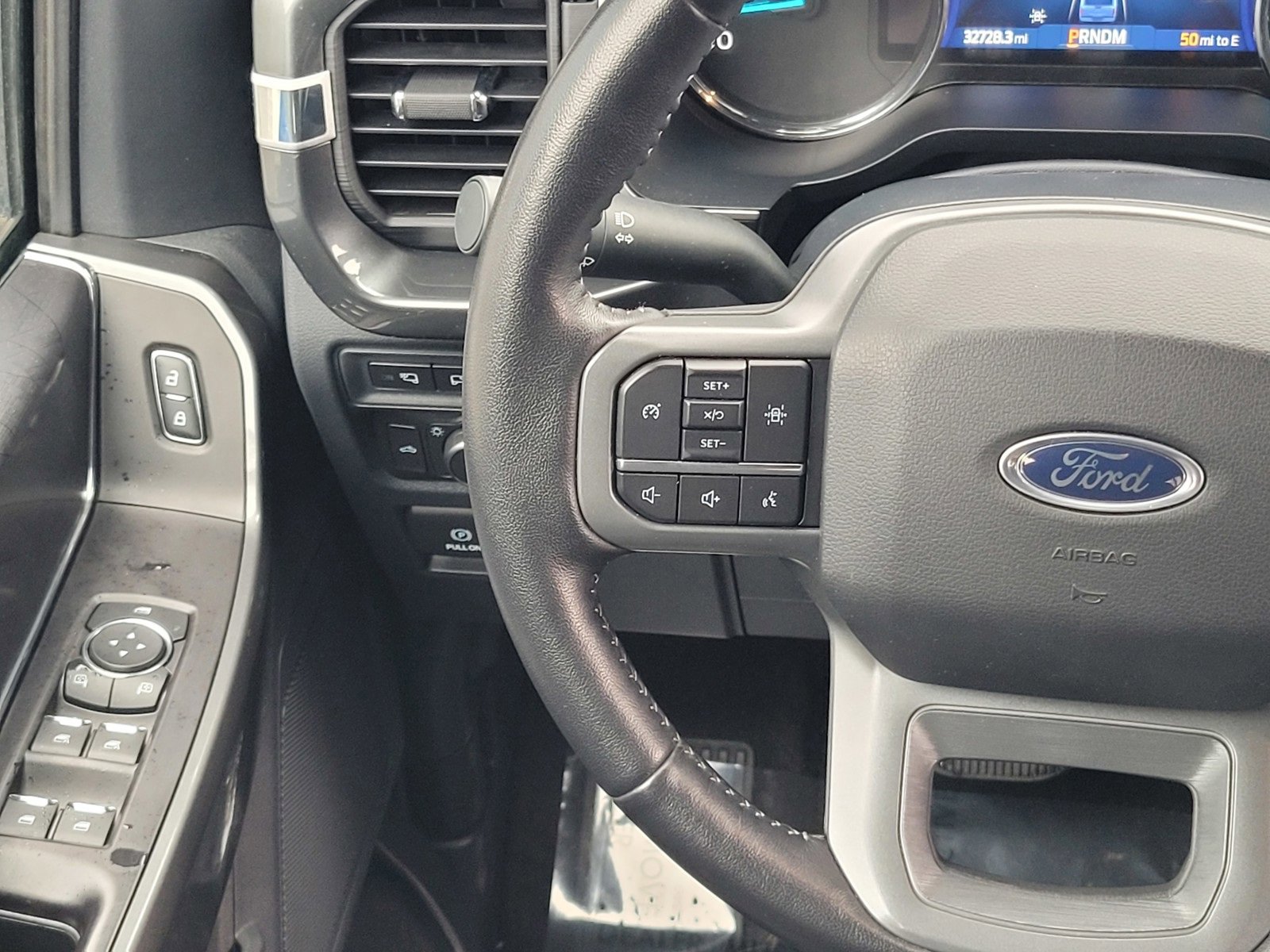 Certified 2022 Ford F150 XLT w/ Equipment Group 302A High image 13