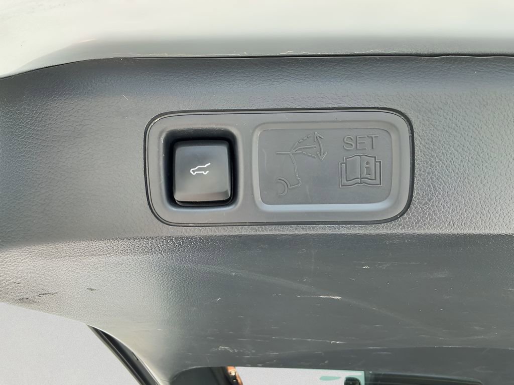 Certified 2023 Ford Expedition Max XLT image 22