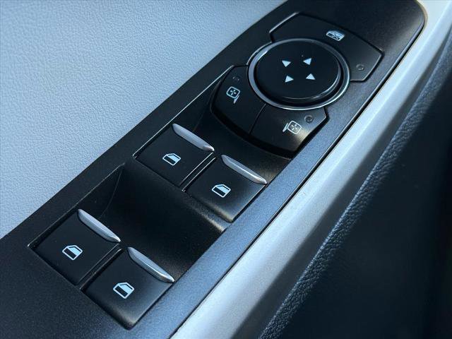 Certified 2022 Ford Explorer XLT w/ Equipment Group 202A image 16