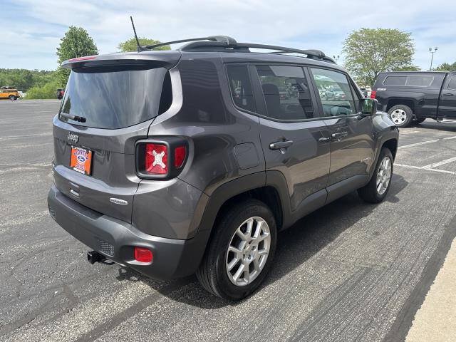Used 2021 Jeep Renegade Latitude w/ Convenience Group AWD/4WD image 4