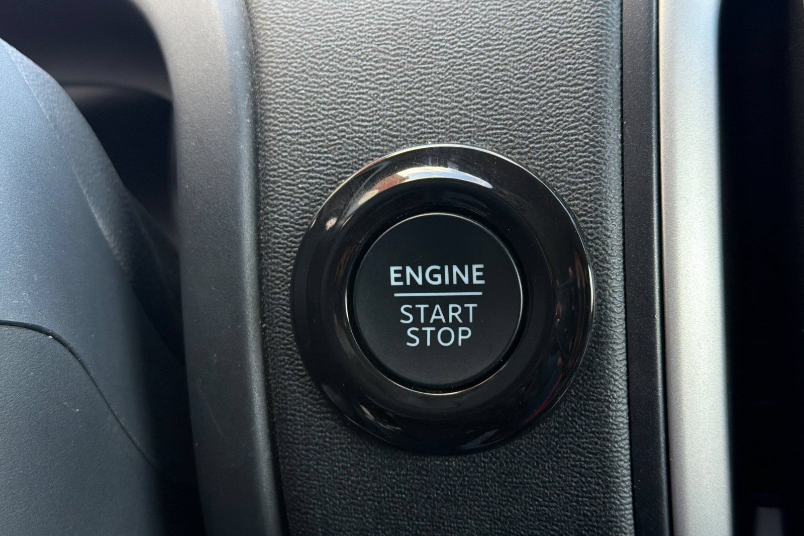 Certified 2025 Ford Expedition Active AWD/4WD image 27