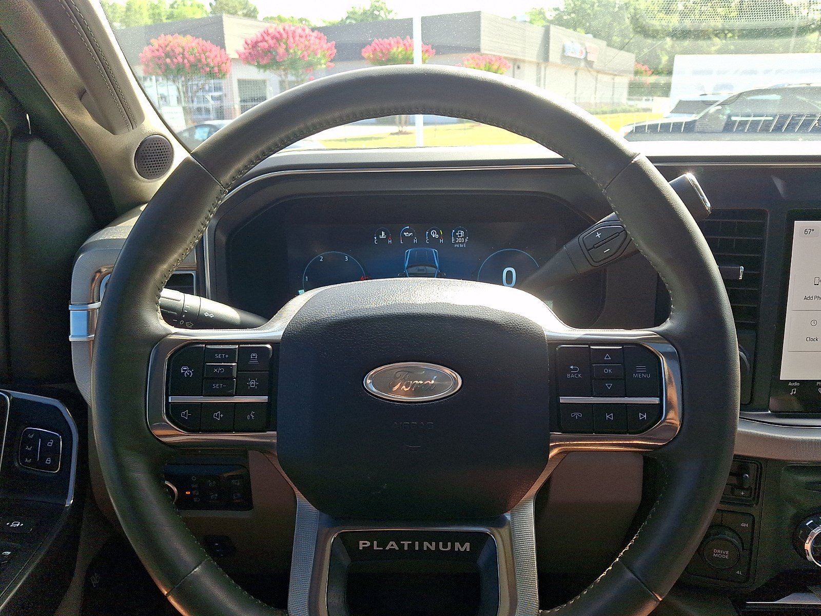 Certified 2025 Ford F450 Platinum w/ Platinum Plus Package AWD/4WD image 19