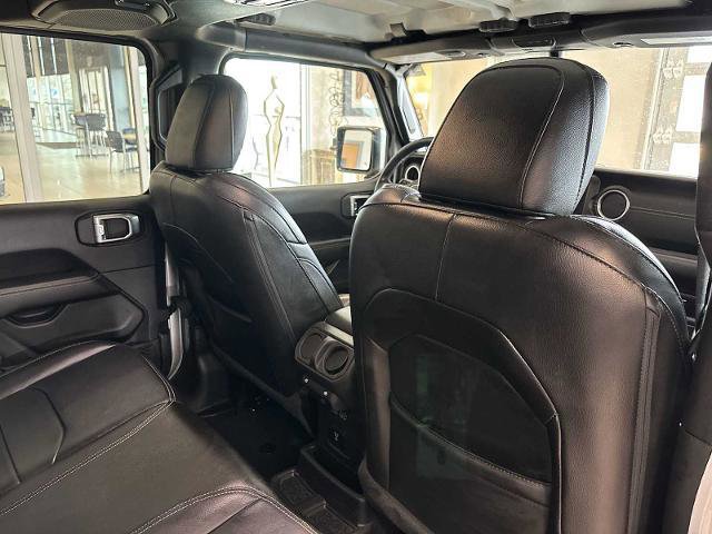 Used 2023 Jeep Wrangler Unlimited Sahara w/ Cold Weather Group image 26