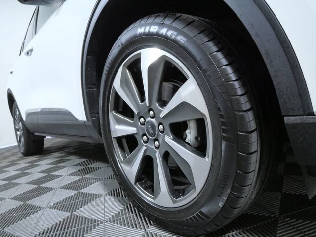 Certified 2024 Ford Escape Platinum AWD/4WD image 2