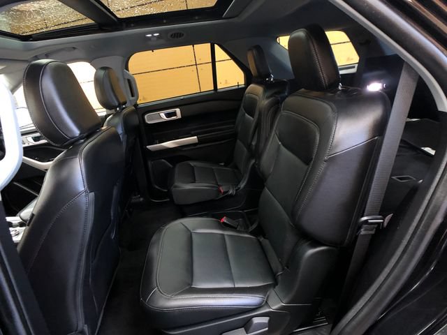 Certified 2021 Ford Explorer Limited w/ Hybrid Equipment Group 310A AWD/4WD image 22