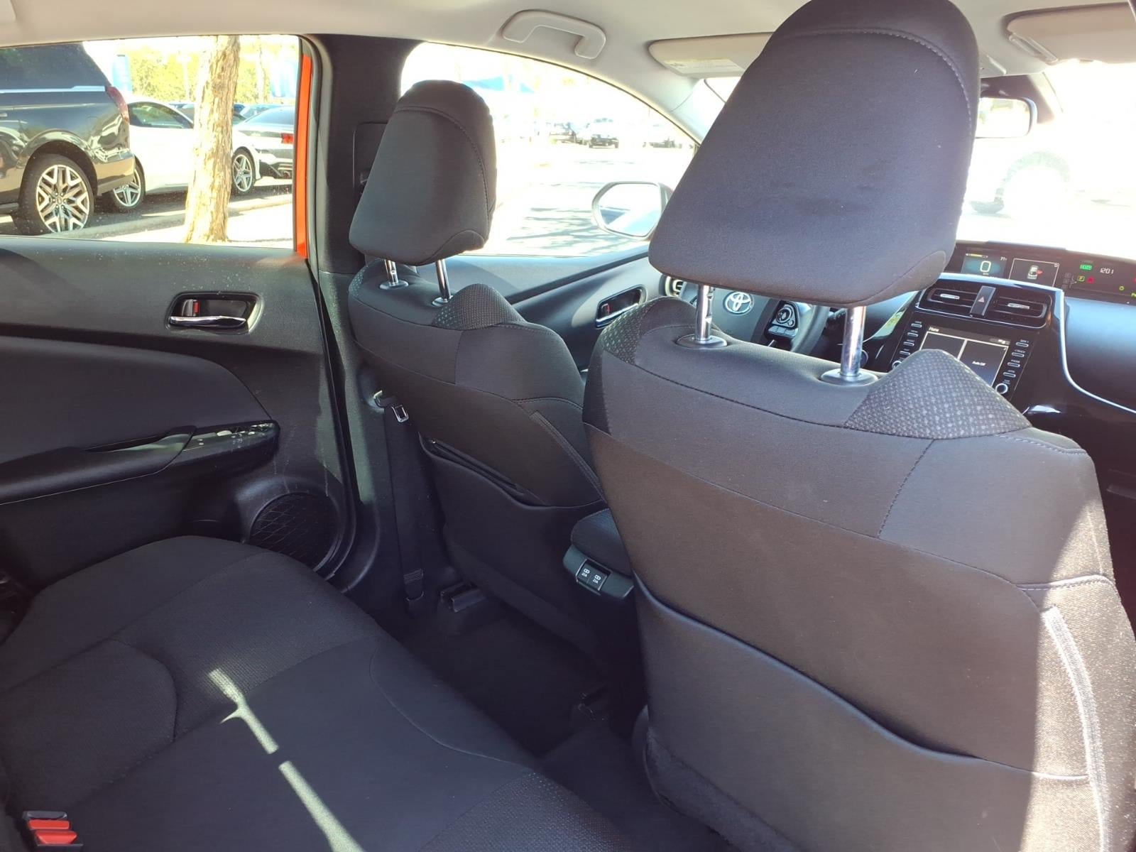 Used 2021 Toyota Prius LE w/ Carpet Mat Package (TMS) FWD image 13