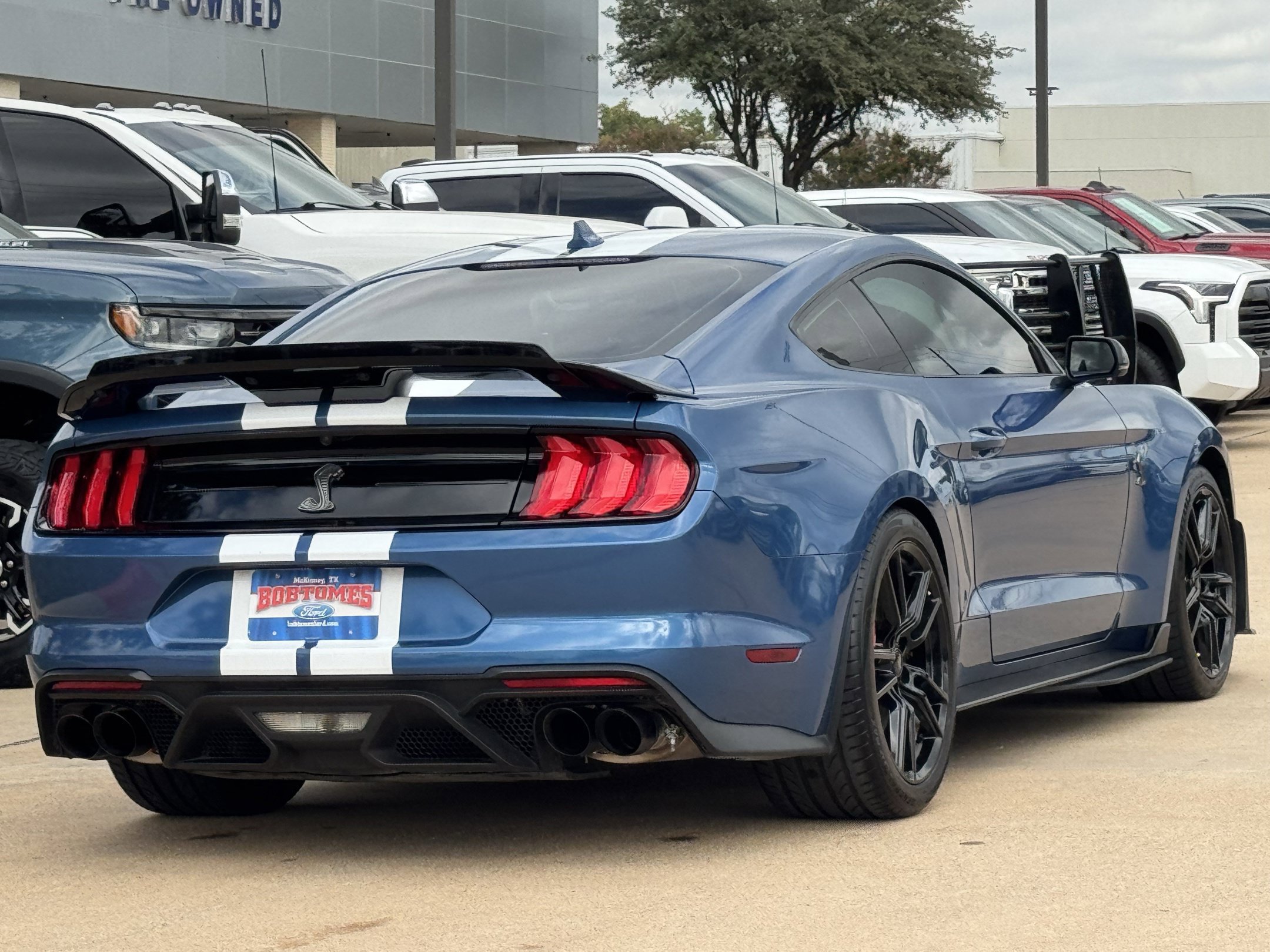 Certified 2020 Ford Mustang Shelby GT500 w/ Technology Package RWD image 6