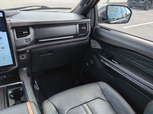 Certified 2023 Ford Expedition Max Platinum image 18