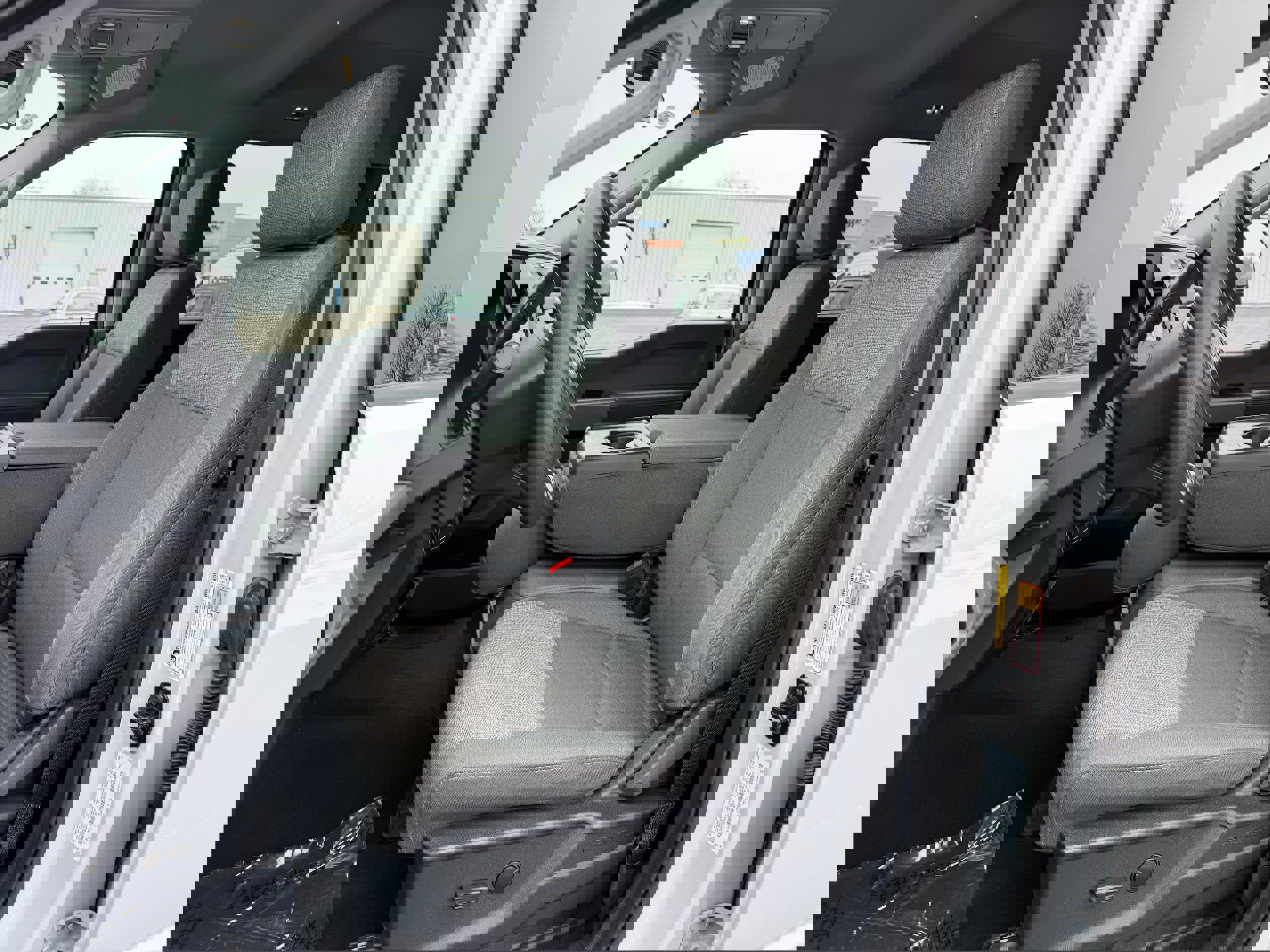 Certified 2025 Ford F250 XLT w/ Snow Plow Prep Package image 12