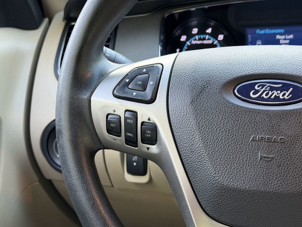 Certified 2019 Ford Taurus SE FWD image 26