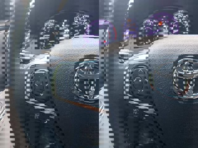 Used 2017 Toyota Camry XLE image 31