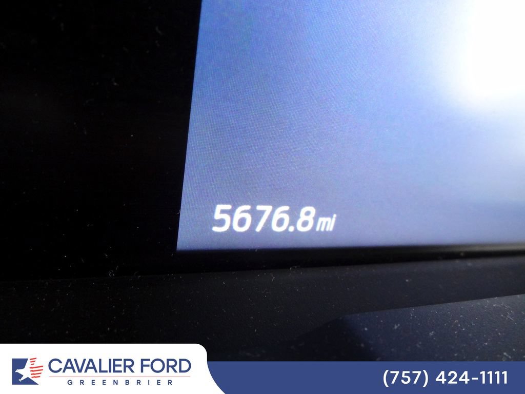 Certified 2025 Ford Maverick XLT w/ XLT Luxury Package AWD/4WD image 10