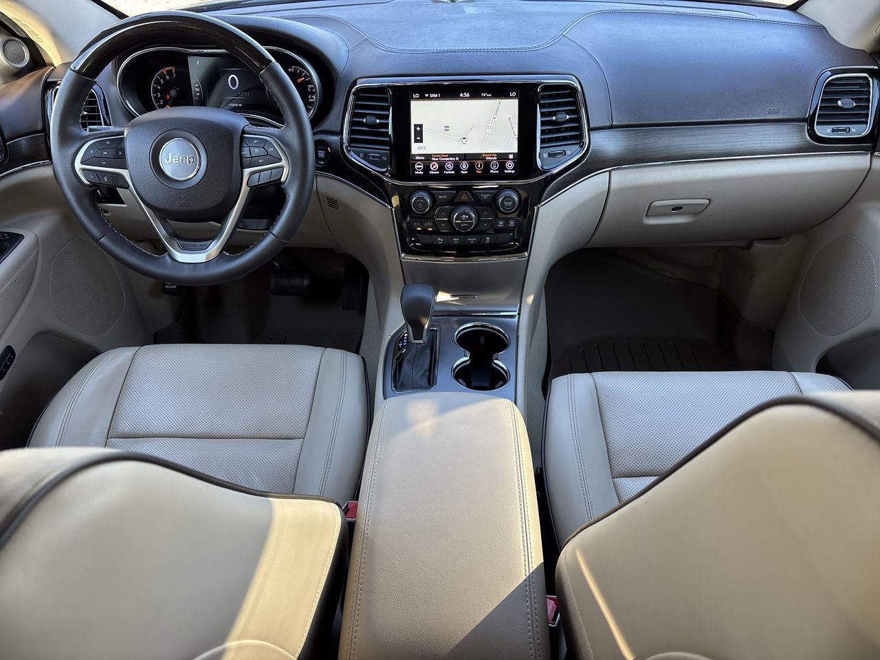 Used 2020 Jeep Grand Cherokee Overland image 20