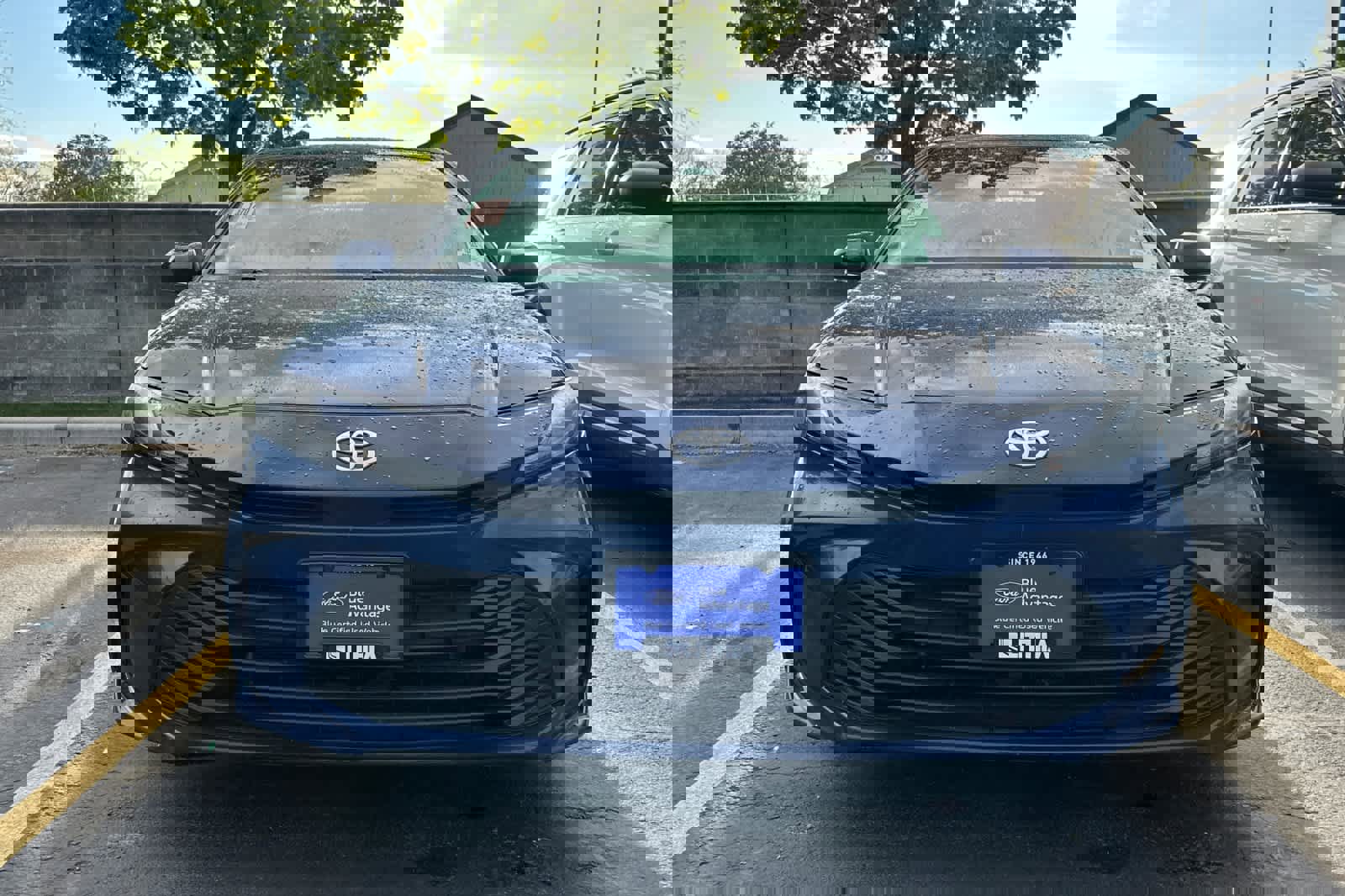 Used 2025 Toyota Camry LE image 2