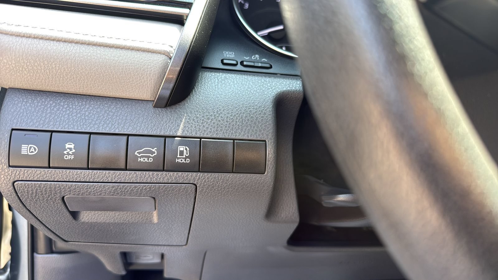 Used 2023 Toyota Camry LE FWD image 12