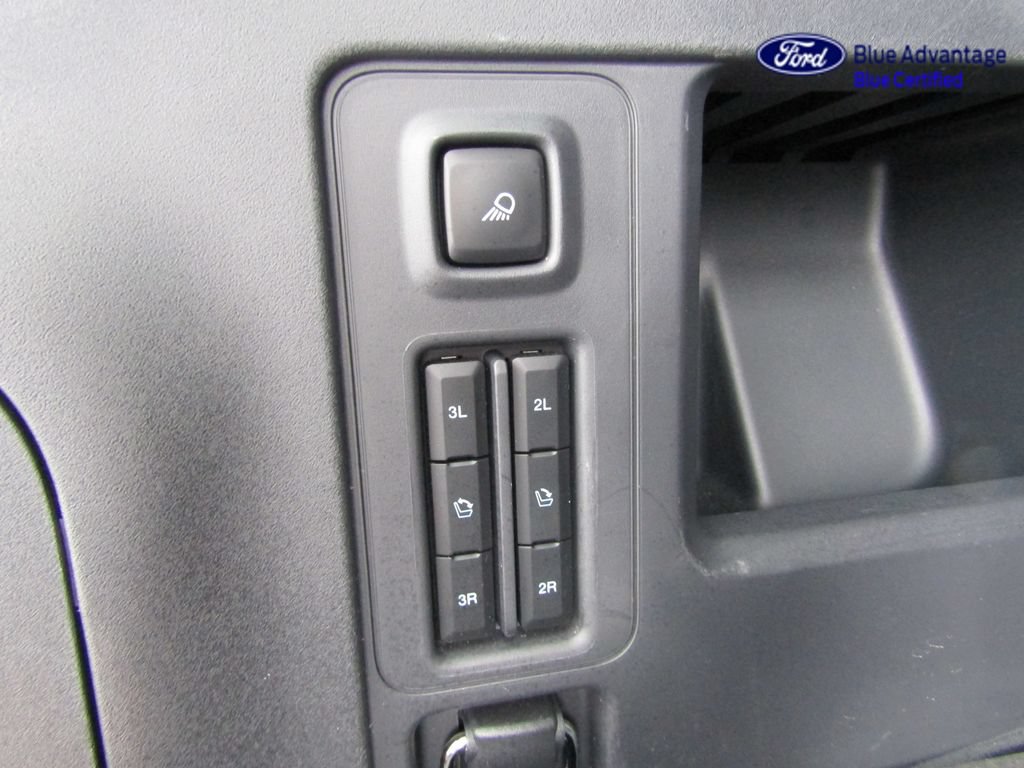 Certified 2025 Ford Expedition Platinum AWD/4WD image 35