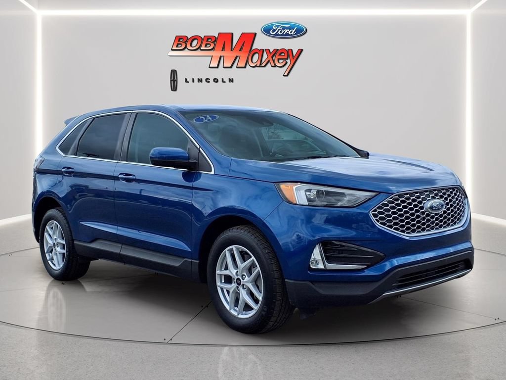 Certified 2024 Ford Edge SEL w/ Convenience Package AWD/4WD image 3