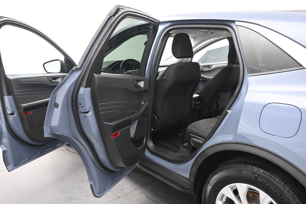 Certified 2023 Ford Escape Active FWD image 17