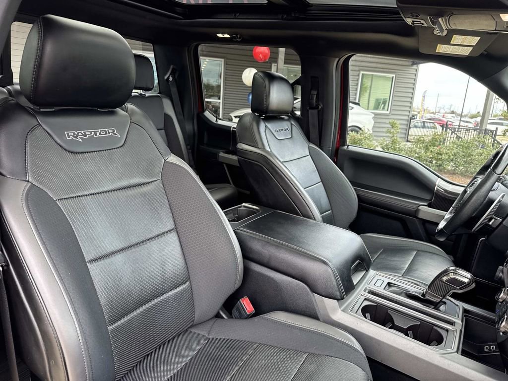 Certified 2019 Ford F150 Raptor w/ Equipment Group 802A Luxury image 12