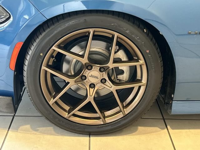 Used 2022 Dodge Charger R/T w/ Blacktop Package RWD image 12
