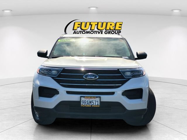 Certified 2024 Ford Explorer XLT RWD image 2