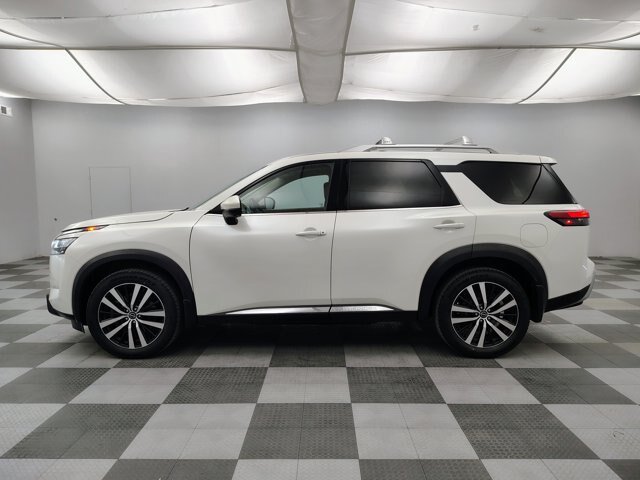 Used 2023 Nissan Pathfinder Platinum AWD/4WD image 8