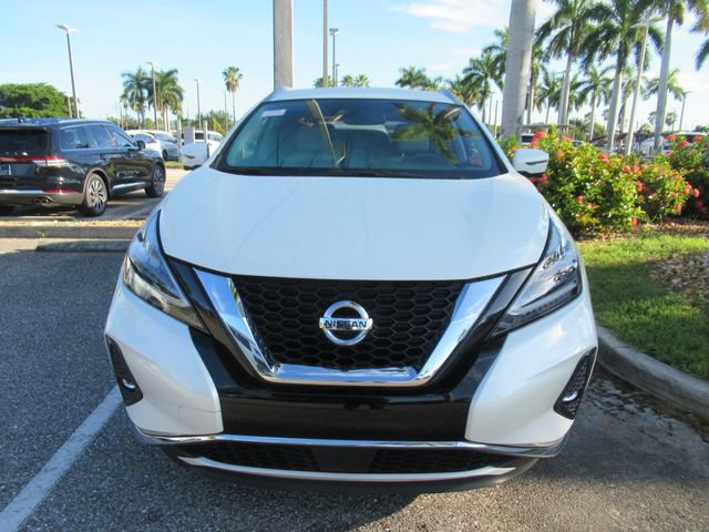 Used 2022 Nissan Murano SL FWD image 2