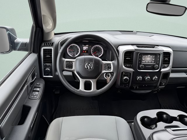Used 2023 RAM 1500 Classic SLT w/ Protection Group AWD/4WD image 7