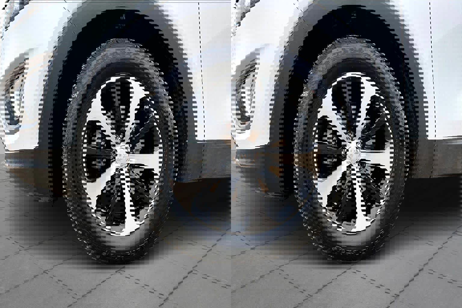 Used 2018 Kia Sorento EX image 13