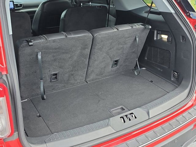 Certified 2023 Ford Explorer XLT w/ Equipment Group 202A image 9