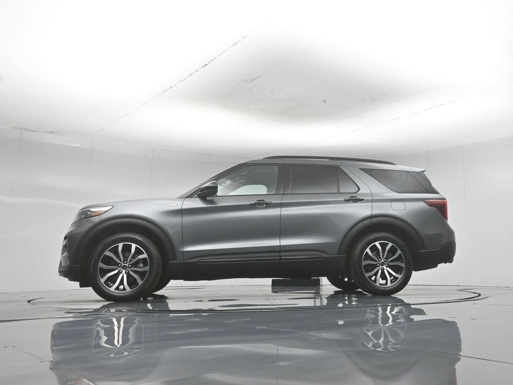Certified 2022 Ford Explorer ST-Line w/ Class IV Trailer Tow Package AWD/4WD image 51