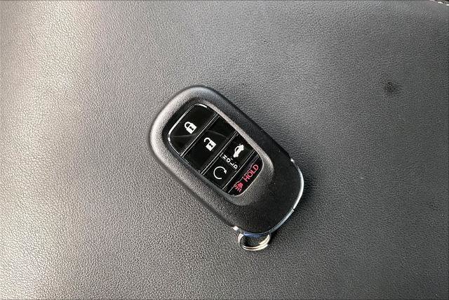 Used 2025 Honda Accord Touring image 11