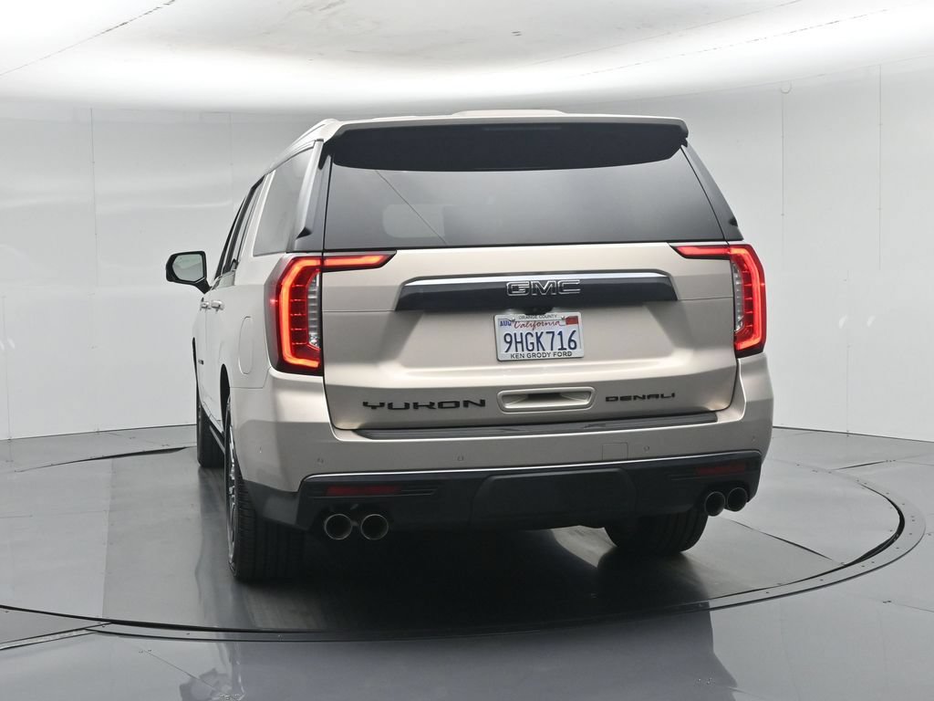 Used 2023 GMC Yukon XL Denali Ultimate AWD/4WD image 36