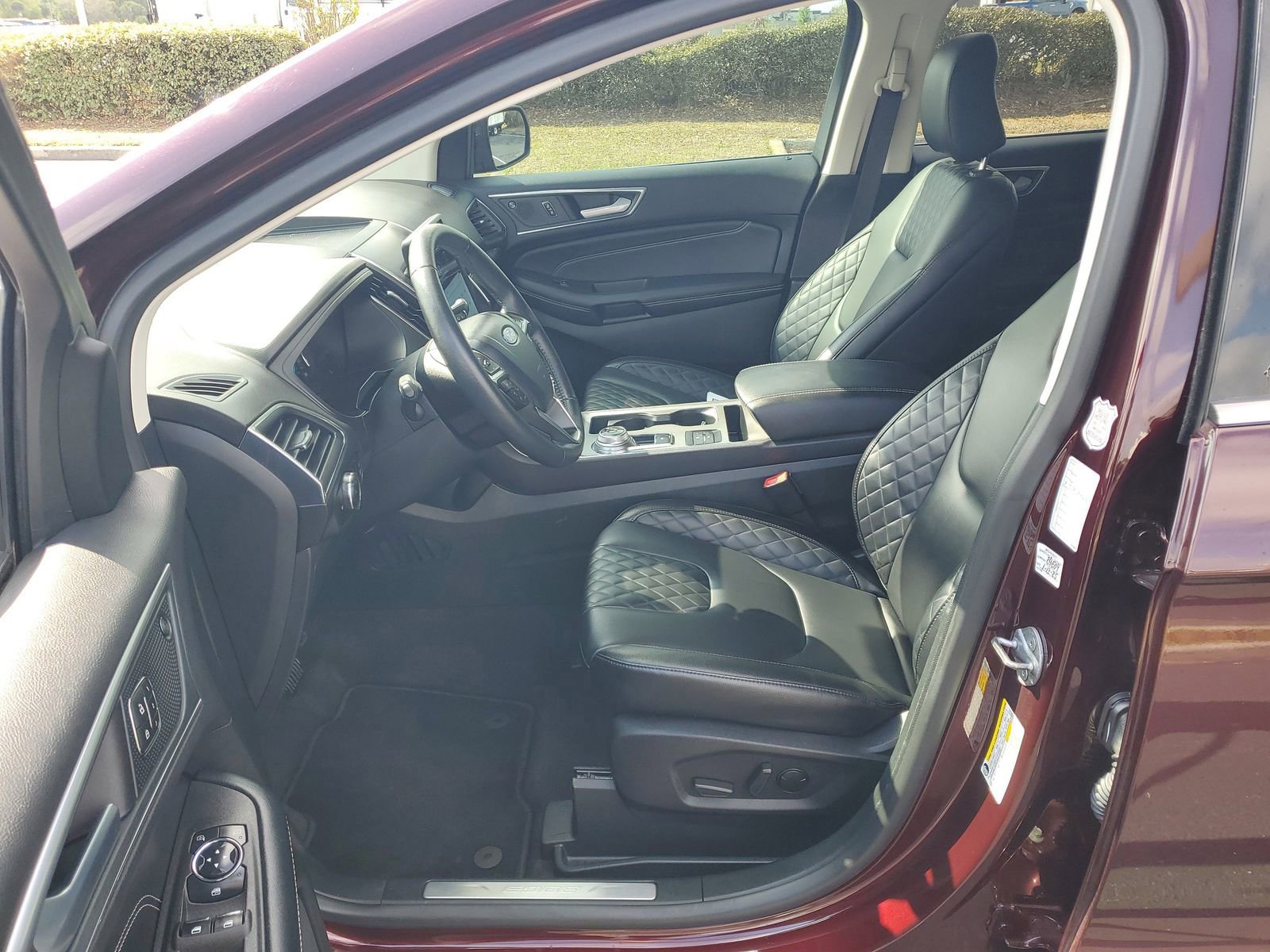 Certified 2024 Ford Edge Titanium image 18