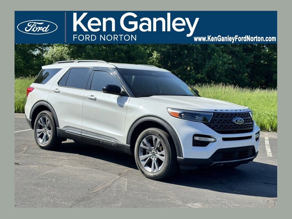 Certified 2023 Ford Explorer XLT w/ Equipment Group 202A AWD/4WD image 1