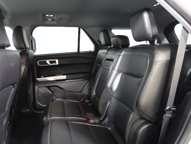 Certified 2023 Ford Explorer XLT w/ Equipment Group 202A image 9