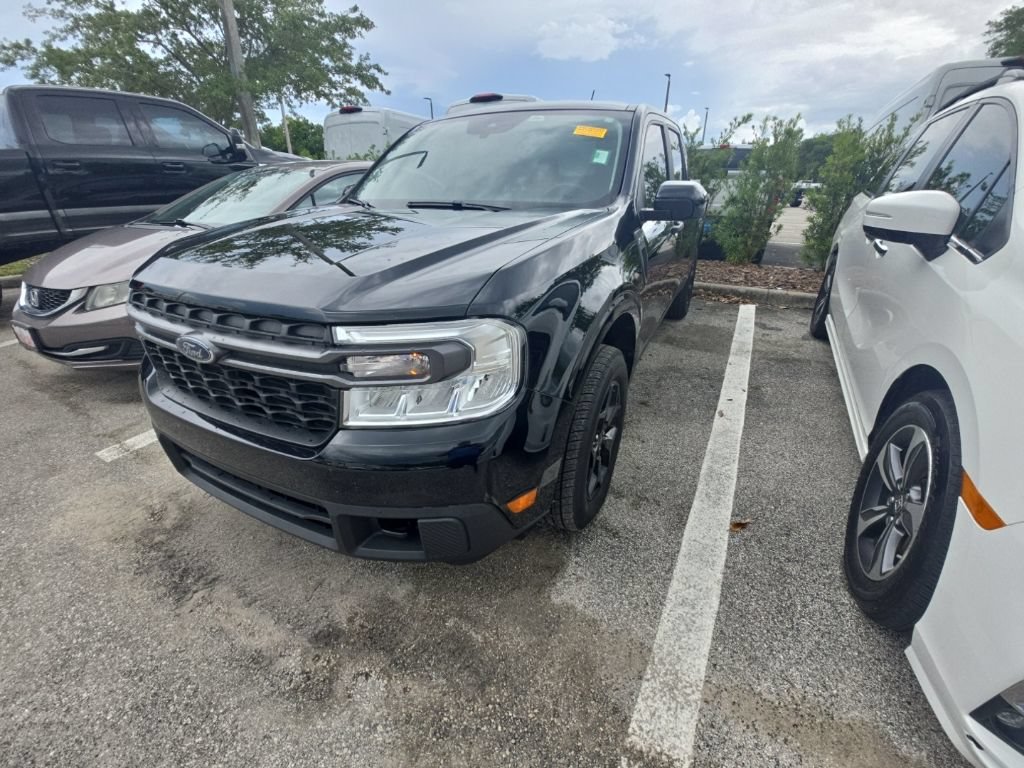 Certified 2024 Ford Maverick XLT w/ XLT Luxury Package AWD/4WD image 2