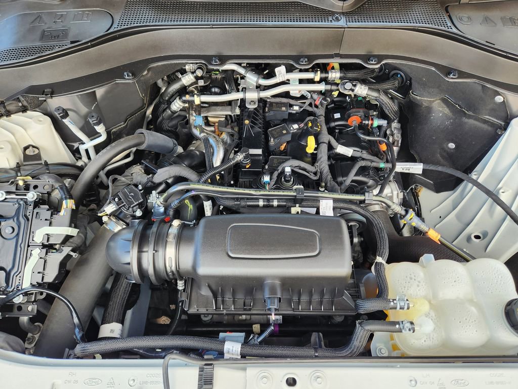 Certified 2023 Ford Explorer XLT w/ Equipment Group 202A image 21