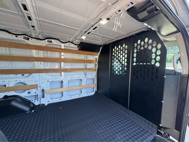 Certified 2025 Ford Transit 250 Low Roof w/ Exterior Upgrade Package RWD image 10