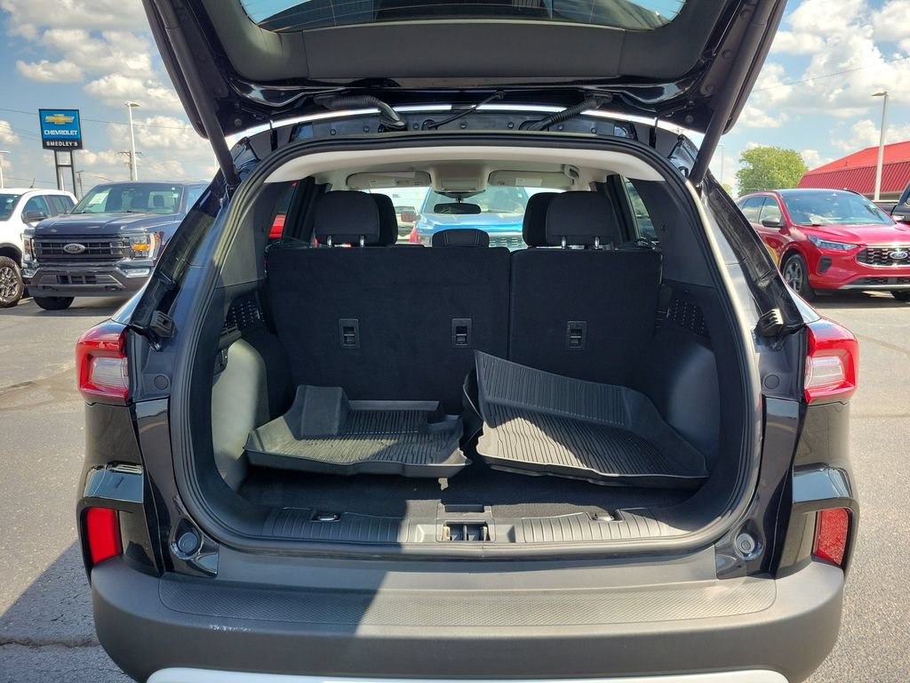 Certified 2023 Ford Escape Active AWD/4WD image 10