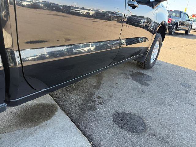 Used 2020 Chevrolet Silverado 1500 LT image 18