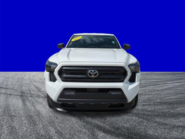 Used 2025 Toyota Tacoma SR5 AWD/4WD image 9