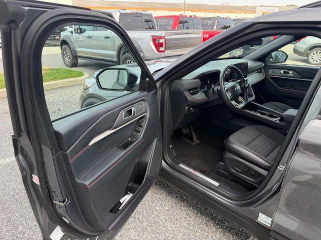 Certified 2025 Ford Explorer ST-Line w/ ST-Line Street Pack AWD/4WD image 10