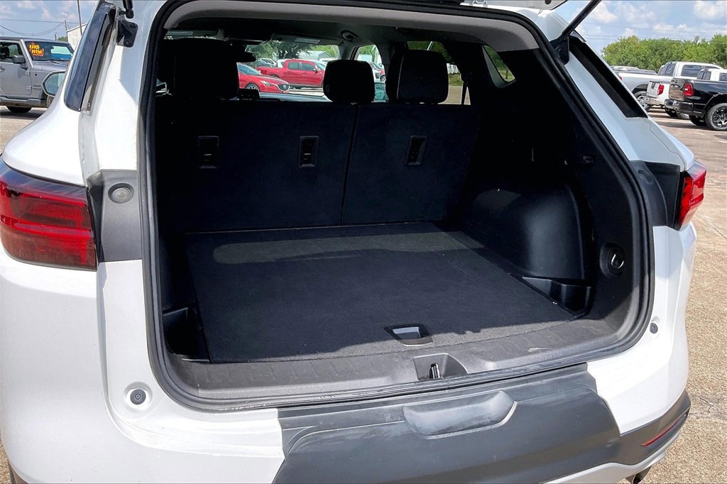 Used 2023 Chevrolet Blazer LT image 37