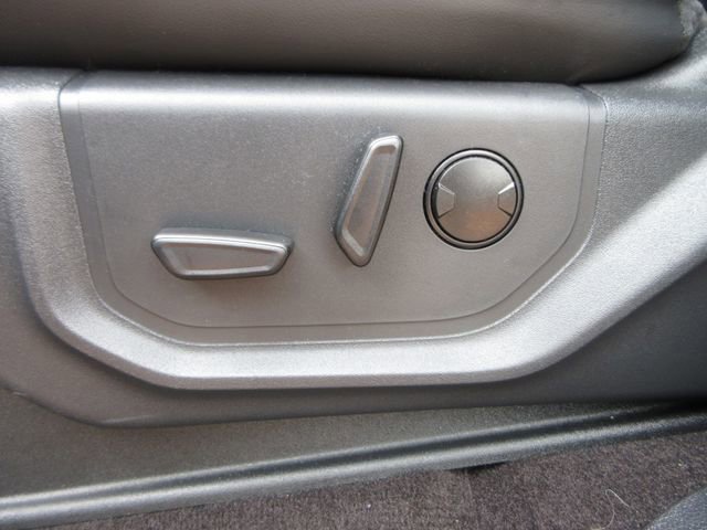 Certified 2023 Ford Expedition XLT image 13