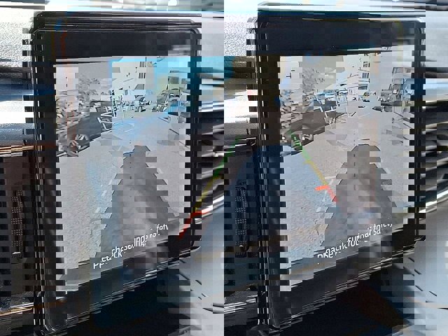 Certified 2022 Ford Explorer XLT w/ Equipment Group 202A image 15