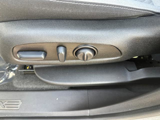 Used 2023 Chevrolet Equinox LT image 26