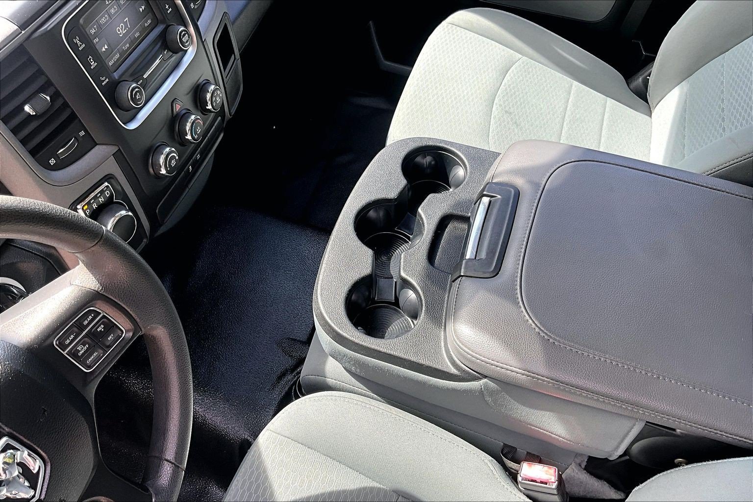 Used 2018 RAM 1500 Express RWD image 17