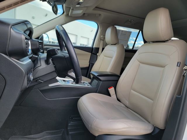 Certified 2023 Ford Explorer XLT w/ Equipment Group 202A image 19