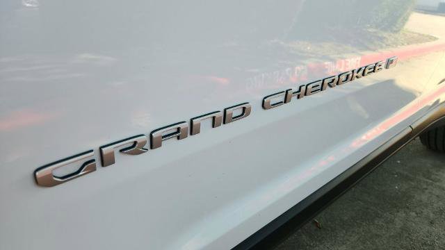 Used 2025 Jeep Grand Cherokee Limited image 37